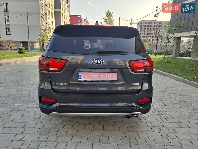Позашляховик / Кросовер Kia Sorento 2019 в Івано-Франківську