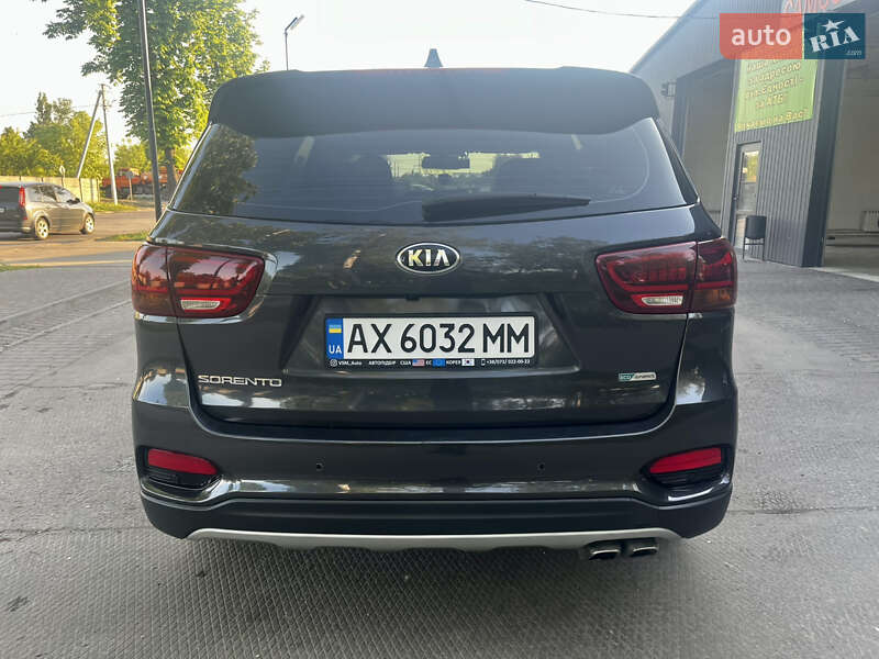 Позашляховик / Кросовер Kia Sorento 2017 в Первомайську