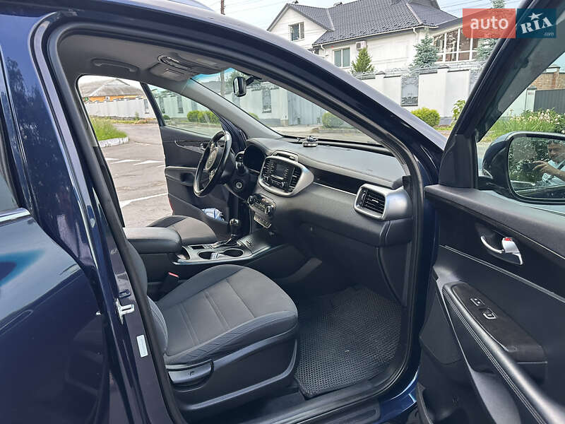 Внедорожник / Кроссовер Kia Sorento 2016 в Виннице