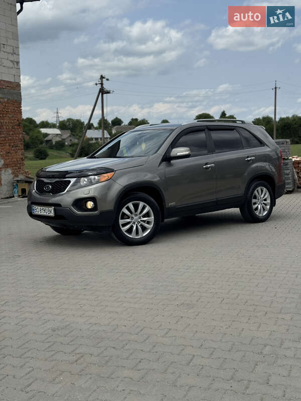 Позашляховик / Кросовер Kia Sorento 2012 в Скалаті