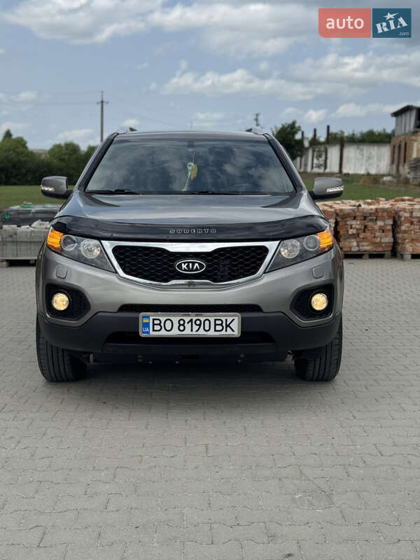 Позашляховик / Кросовер Kia Sorento 2012 в Скалаті