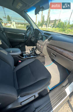 Внедорожник / Кроссовер Kia Sorento 2014 в 