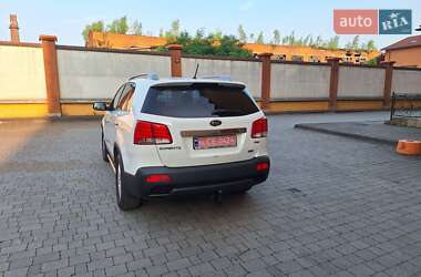 Внедорожник / Кроссовер Kia Sorento 2011 в 