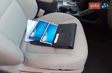 Внедорожник / Кроссовер Kia Sorento 2011 в 
