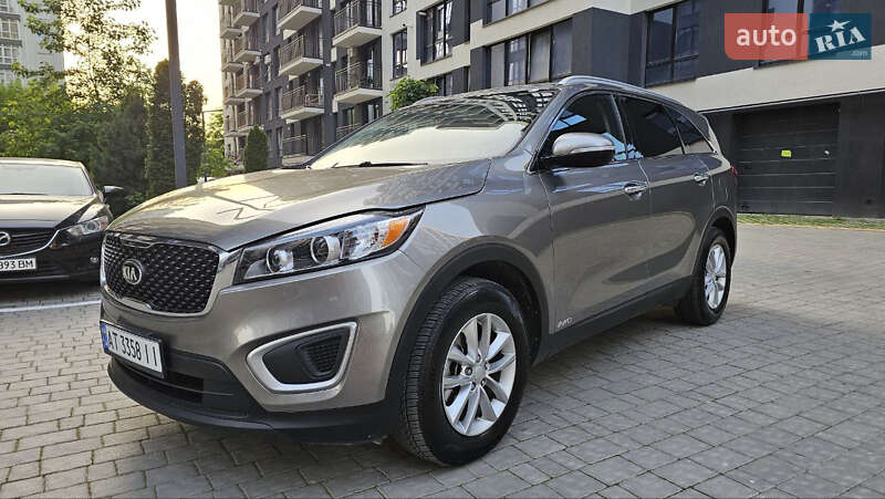 Внедорожник / Кроссовер Kia Sorento 2015 в 