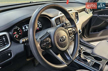 Внедорожник / Кроссовер Kia Sorento 2015 в 