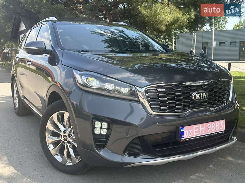 Внедорожник / Кроссовер Kia Sorento 2019 в 