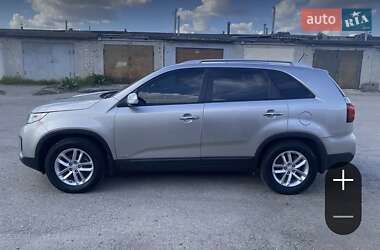 Внедорожник / Кроссовер Kia Sorento 2014 в Днепре