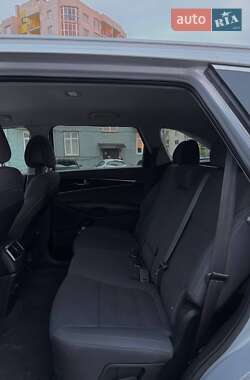 Внедорожник / Кроссовер Kia Sorento 2015 в 