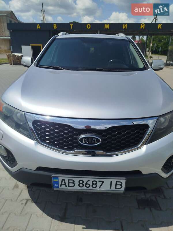 Внедорожник / Кроссовер Kia Sorento 2010 в Ильинцах