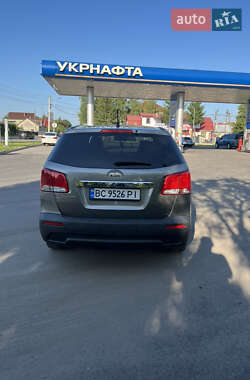 Внедорожник / Кроссовер Kia Sorento 2011 в 