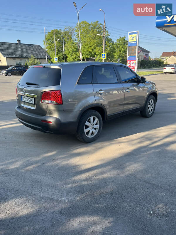 Внедорожник / Кроссовер Kia Sorento 2011 в Городке
