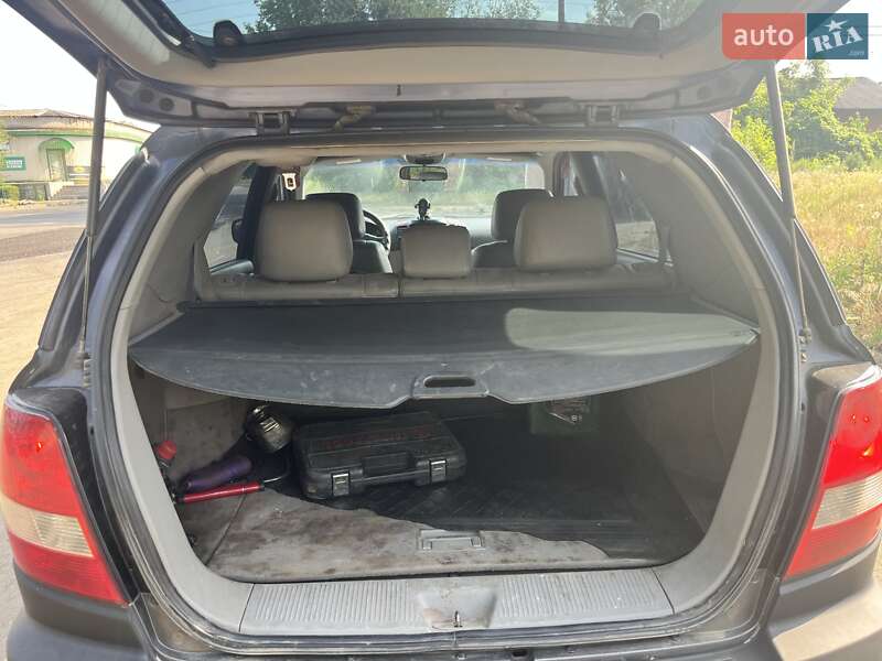 Внедорожник / Кроссовер Kia Sorento 2003 в Краматорске
