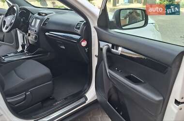 Внедорожник / Кроссовер Kia Sorento 2014 в 