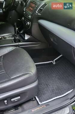 Внедорожник / Кроссовер Kia Sorento 2013 в 