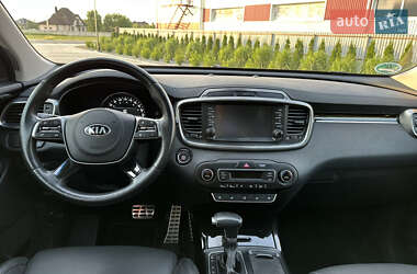 Внедорожник / Кроссовер Kia Sorento 2018 в 