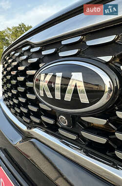 Внедорожник / Кроссовер Kia Sorento 2018 в 