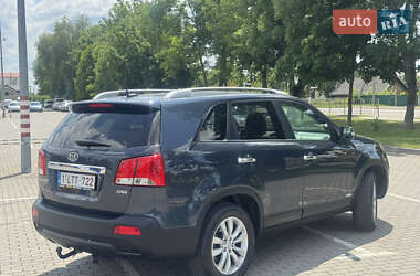 Позашляховик / Кросовер Kia Sorento 2012 в 