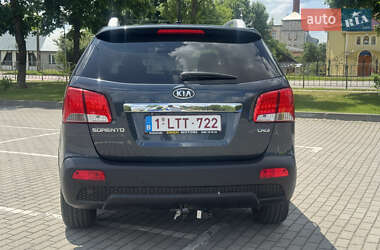 Позашляховик / Кросовер Kia Sorento 2012 в 