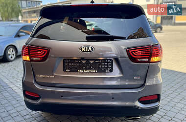 Внедорожник / Кроссовер Kia Sorento 2020 в 