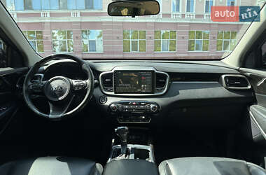 Внедорожник / Кроссовер Kia Sorento 2016 в 