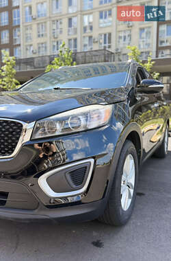 Внедорожник / Кроссовер Kia Sorento 2017 в 