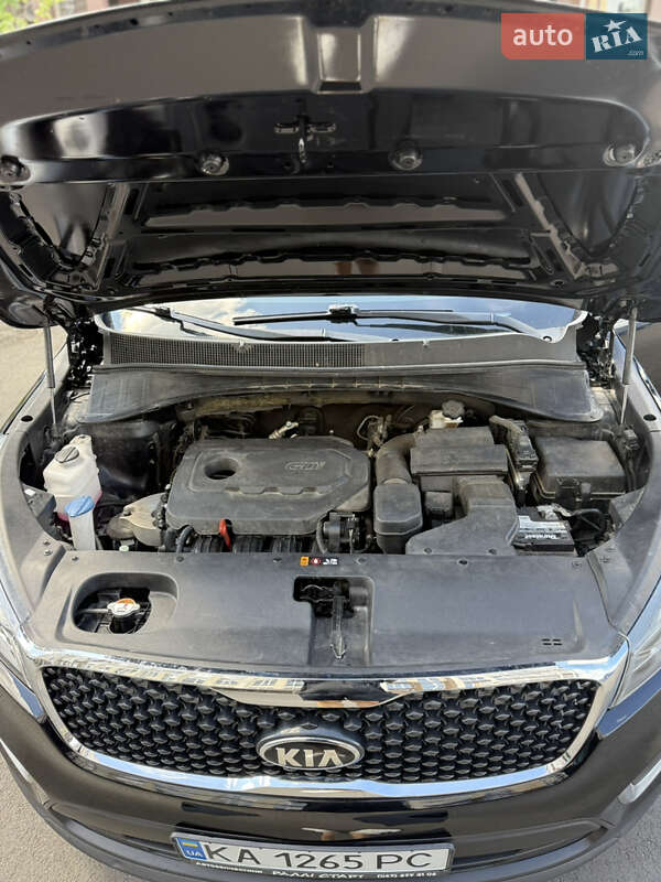 Внедорожник / Кроссовер Kia Sorento 2017 в Киеве