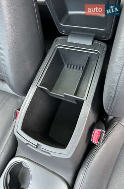 Внедорожник / Кроссовер Kia Sorento 2011 в 