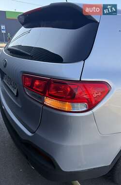 Позашляховик / Кросовер Kia Sorento 2016 в Києві