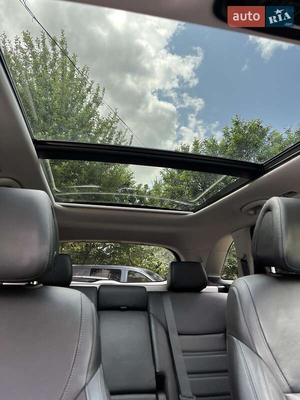 Внедорожник / Кроссовер Kia Sorento 2016 в Луцке