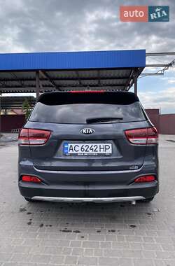 Внедорожник / Кроссовер Kia Sorento 2016 в 