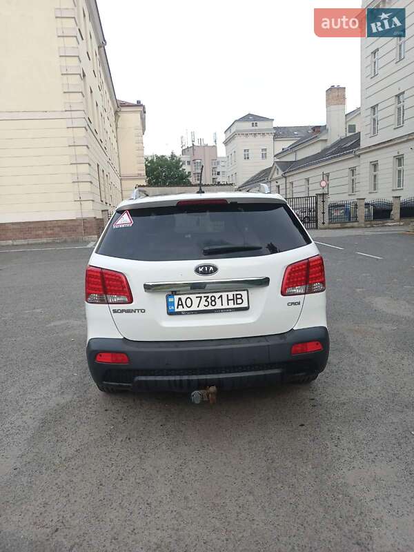 Позашляховик / Кросовер Kia Sorento 2011 в Іршаві