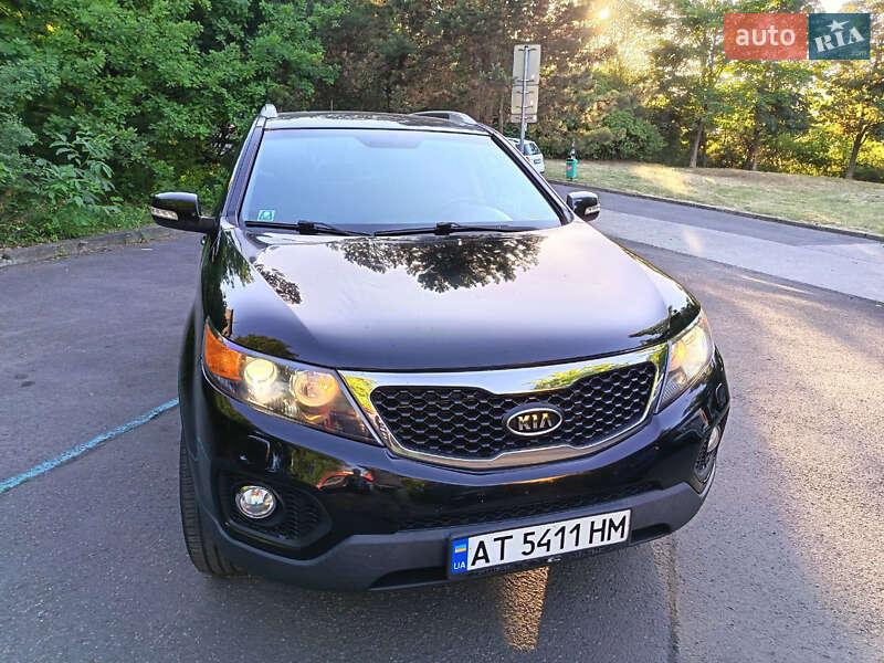 Внедорожник / Кроссовер Kia Sorento 2010 в Долине
