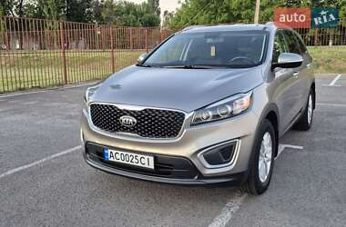 Позашляховик / Кросовер Kia Sorento 2016 в Луцьку