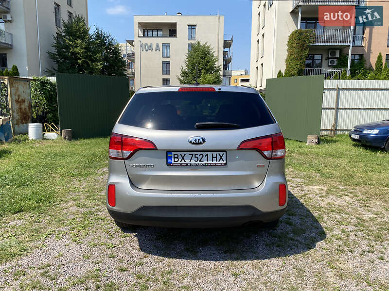 Внедорожник / Кроссовер Kia Sorento 2014 в Киеве