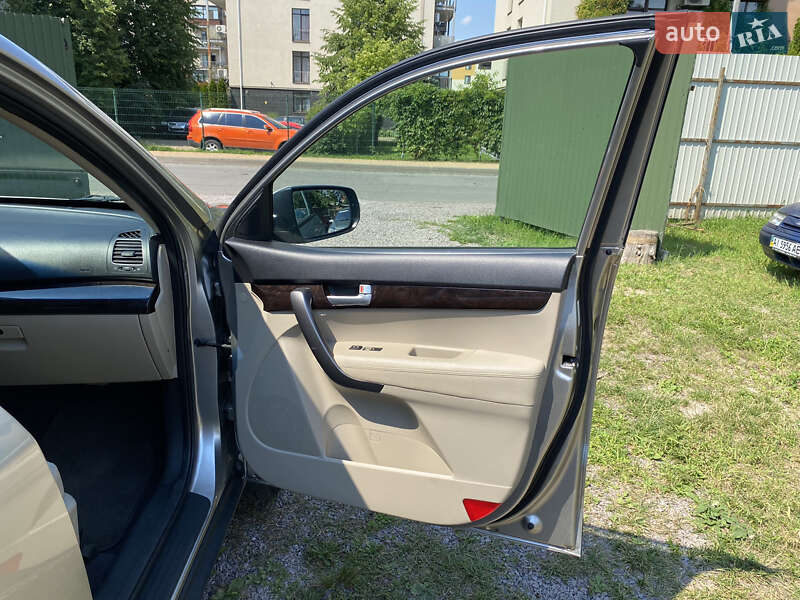 Внедорожник / Кроссовер Kia Sorento 2014 в Киеве