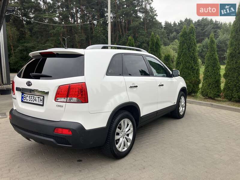 Позашляховик / Кросовер Kia Sorento 2010 в Львові