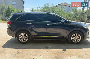 Внедорожник / Кроссовер Kia Sorento 2017 в 