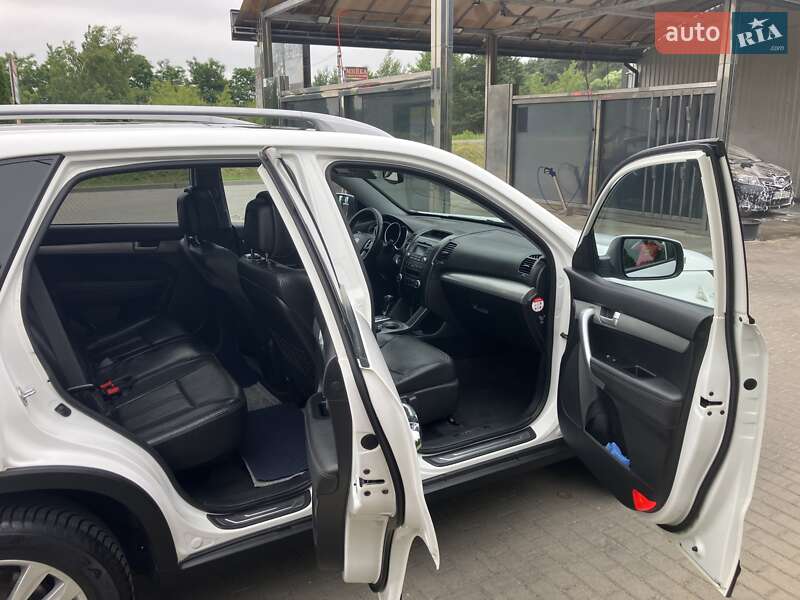 Позашляховик / Кросовер Kia Sorento 2010 в Львові