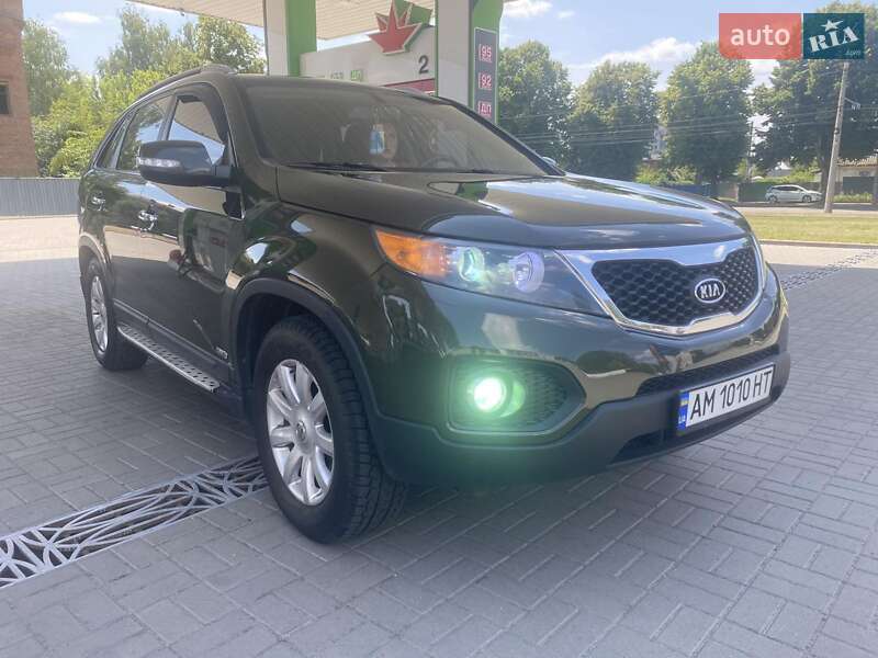 Внедорожник / Кроссовер Kia Sorento 2010 в Житомире