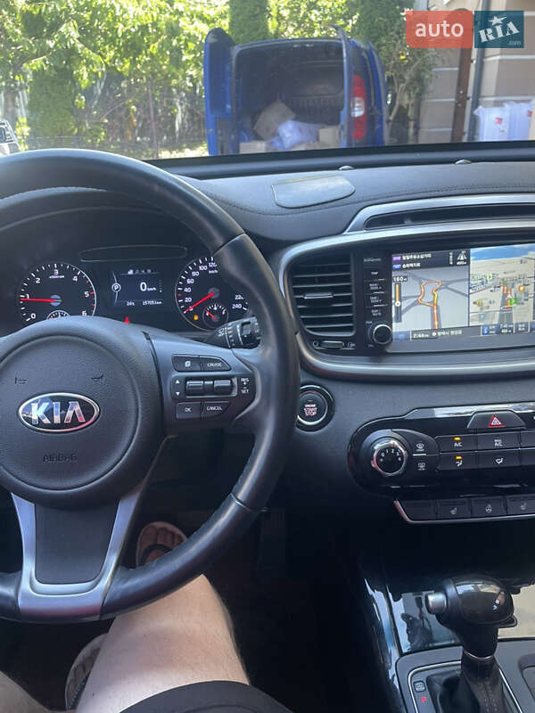 Внедорожник / Кроссовер Kia Sorento 2017 в Тернополе