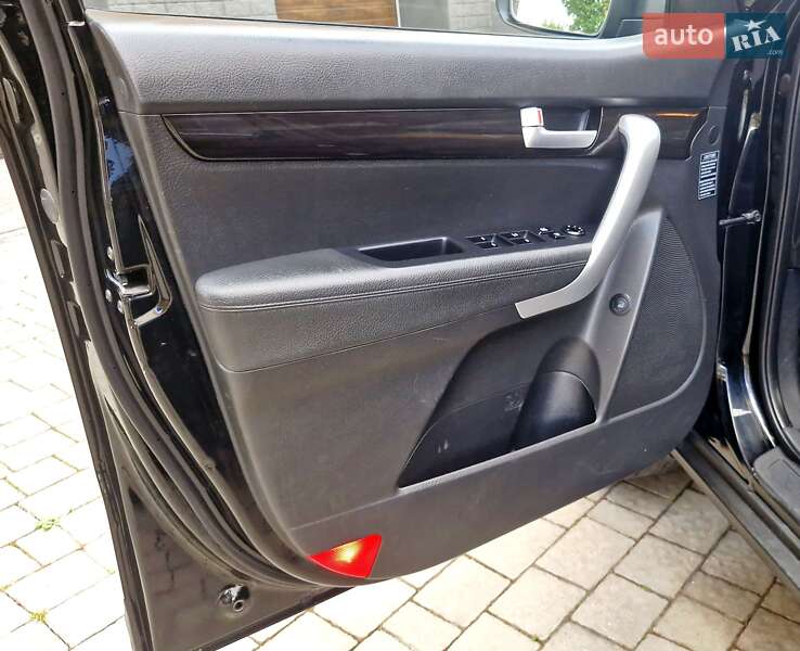 Внедорожник / Кроссовер Kia Sorento 2010 в Ивано-Франковске