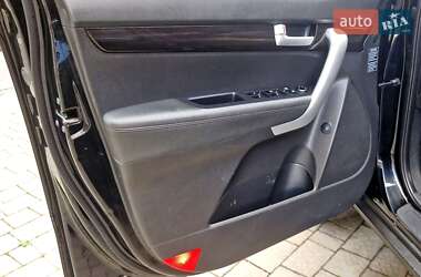 Внедорожник / Кроссовер Kia Sorento 2010 в 