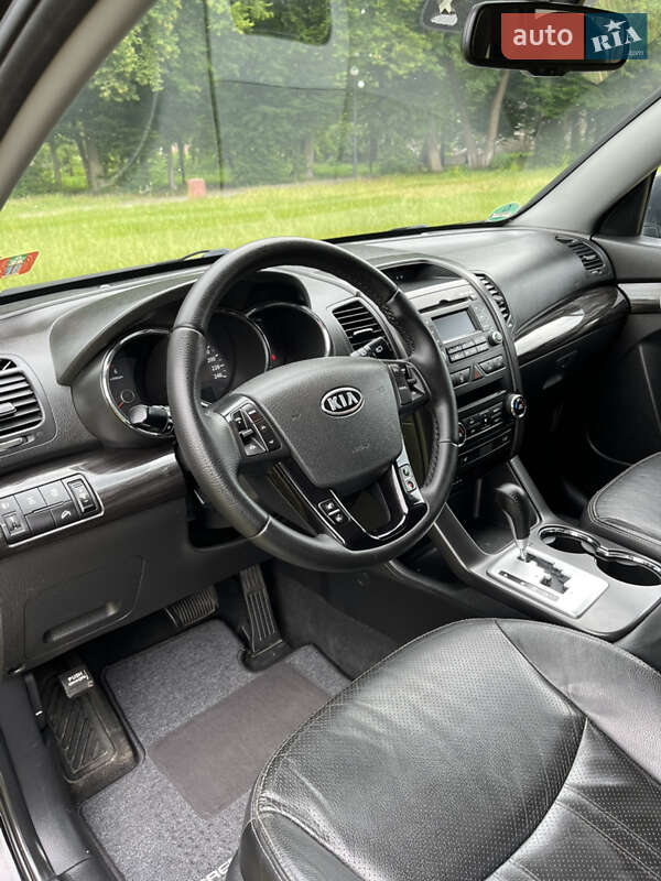 Внедорожник / Кроссовер Kia Sorento 2010 в Бродах
