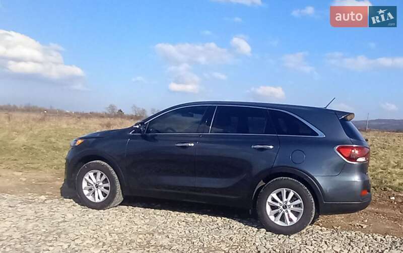Внедорожник / Кроссовер Kia Sorento 2019 в Калуше