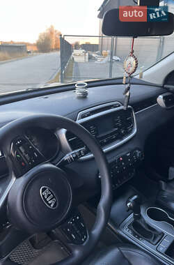 Внедорожник / Кроссовер Kia Sorento 2015 в 
