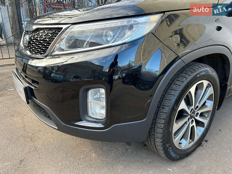 Позашляховик / Кросовер Kia Sorento 2012 в Одесі