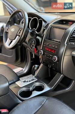 Внедорожник / Кроссовер Kia Sorento 2010 в 