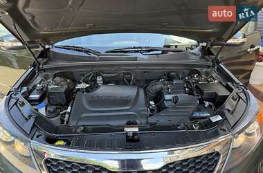 Внедорожник / Кроссовер Kia Sorento 2010 в 