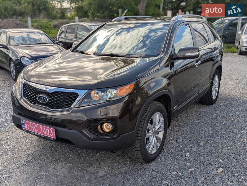 Внедорожник / Кроссовер Kia Sorento 2011 в Ровно